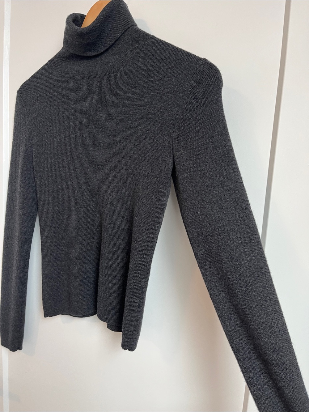Y2K Banana Republic Extra Fine Italian Merino Wool Women’s Size S - Picture 5 of 10